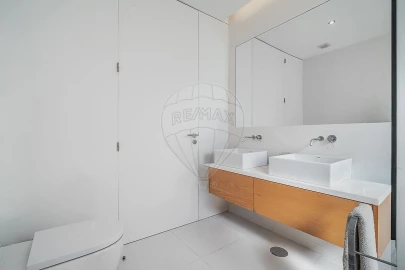 Apartamento T3 para Venda em Aldoar, Foz do Douro e Nevogilde