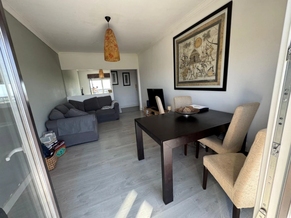 Apartamento T2 para Venda em Porto Salvo Foto 7