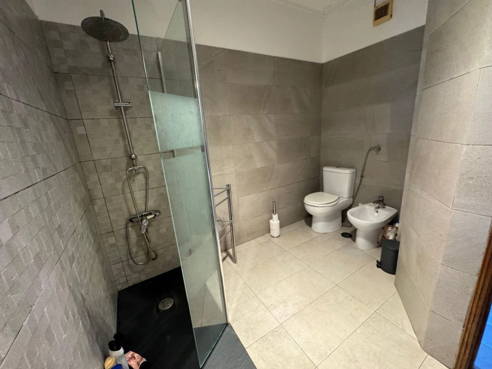 Apartamento T2 para Venda em Porto Salvo Foto 12