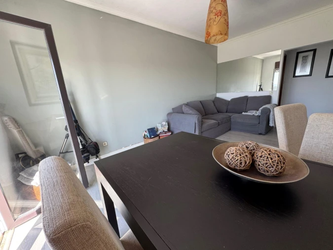 Apartamento T2 para Venda em Porto Salvo Foto 9