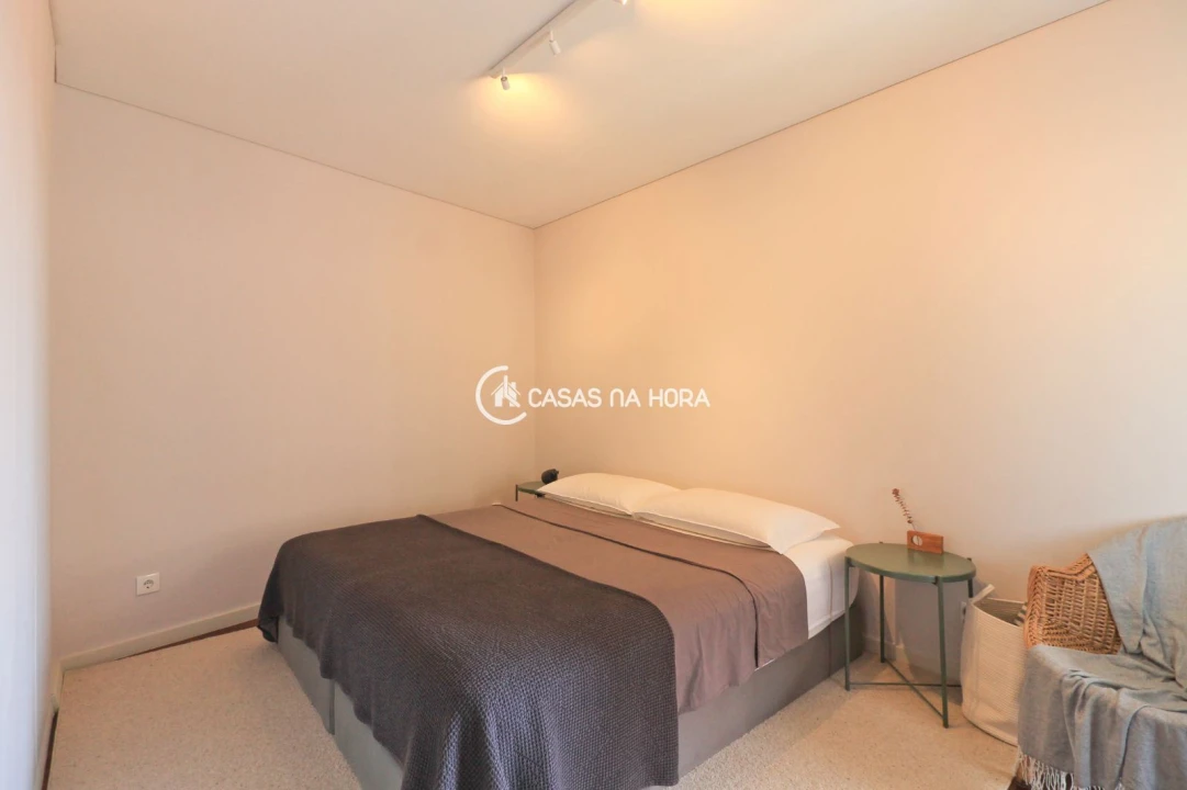Apartamento T2 para Arrendamento em Aldoar, Foz do Douro e Nevogilde Foto 12