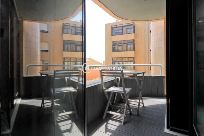 Apartamento T2 para Arrendamento em Aldoar, Foz do Douro e Nevogilde