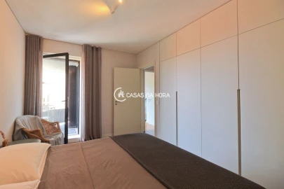 Apartamento T2 para Arrendamento em Aldoar, Foz do Douro e Nevogilde