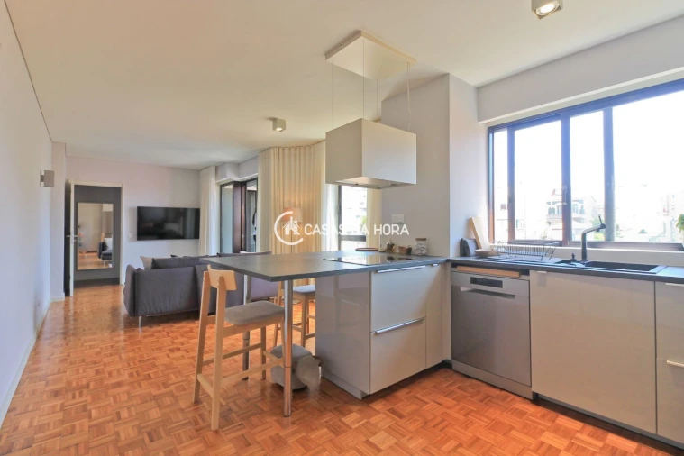 Apartamento T2 para Arrendamento em Aldoar, Foz do Douro e Nevogilde Foto 6
