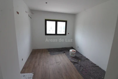 Moradia T2 para Venda em Caranguejeira