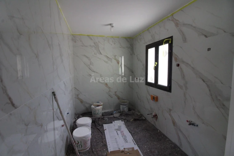 Moradia T2 para Venda em Caranguejeira Foto 6