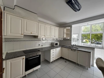 Apartamento T3 para Arrendamento em Viseu