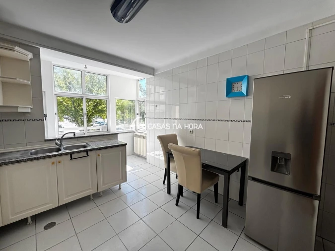 Apartamento T3 para Arrendamento em Viseu Foto 3