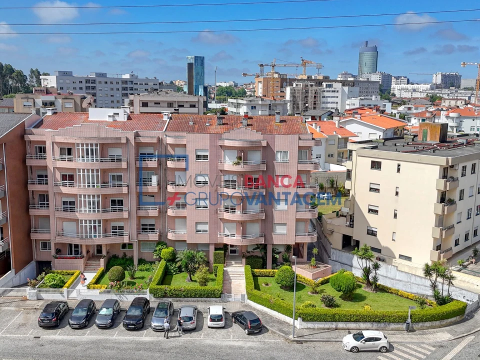 Apartamento T3 para Venda em Cidade da Maia Foto 2