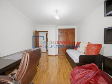 Apartamento T3 para Venda em Cidade da Maia