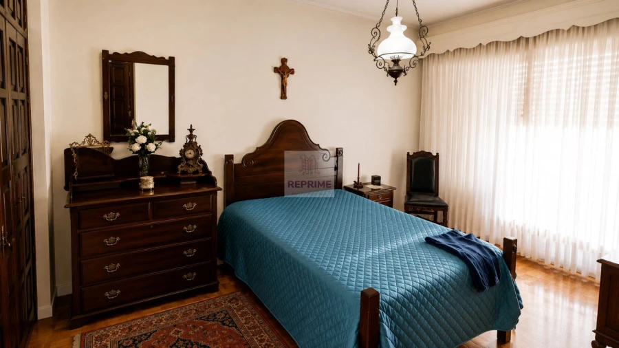Apartamento T5 para Venda em Mafamude e Vilar do Paraíso Foto 11