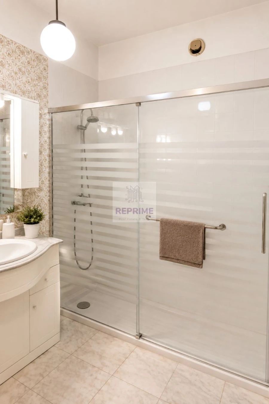 Apartamento T5 para Venda em Mafamude e Vilar do Paraíso Foto 17