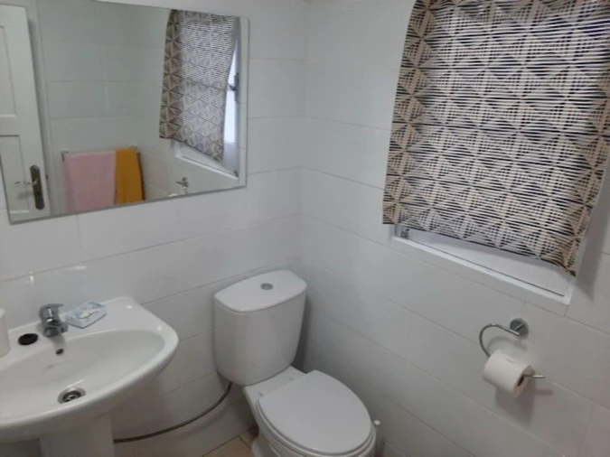 Moradia T2 para Venda em Fajã de Baixo Foto 11