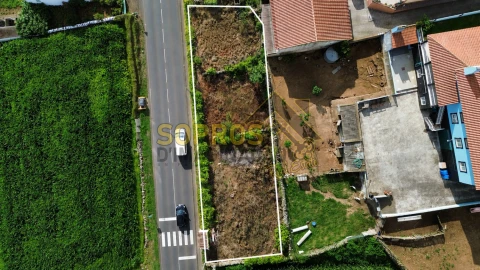 Terreno para Venda em Feteira