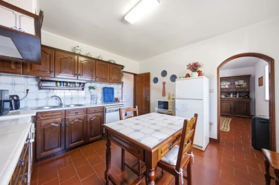 Moradia T5 para Venda em Atouguia da Baleia