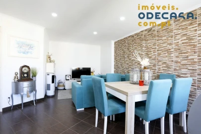 Apartamento T3 para Venda em Póvoa de Santo Adrião e Olival Basto