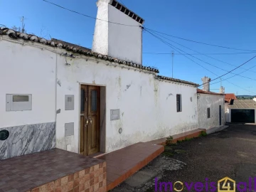 Moradia T2 para Venda em Terrugem e Vila Boim