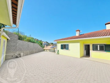 Moradia T3 para Venda em Ribeira de Fraguas