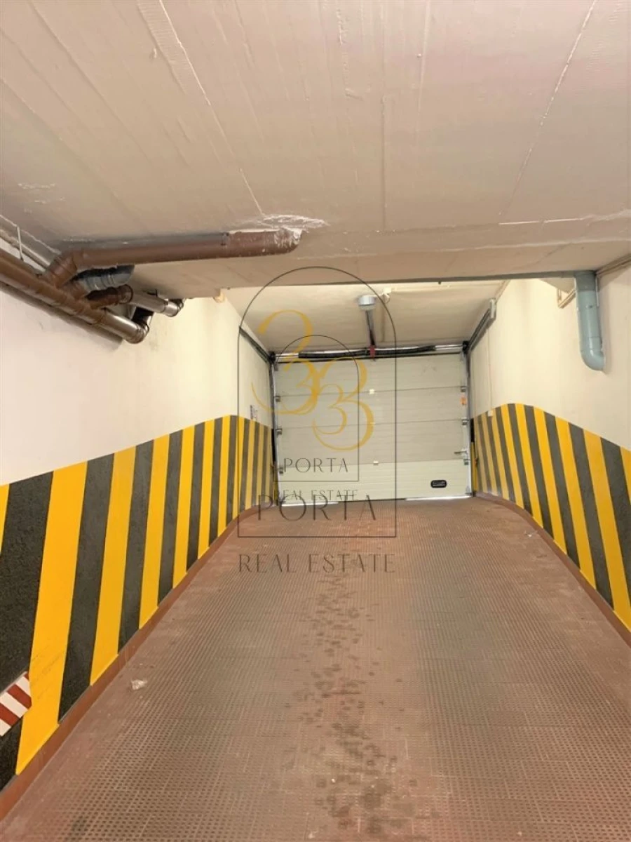 Garagem para Arrendamento em São Vicente Foto 2