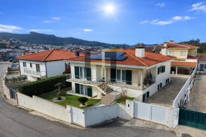 Moradia T3 para Venda em Alvarelhos e Guidões