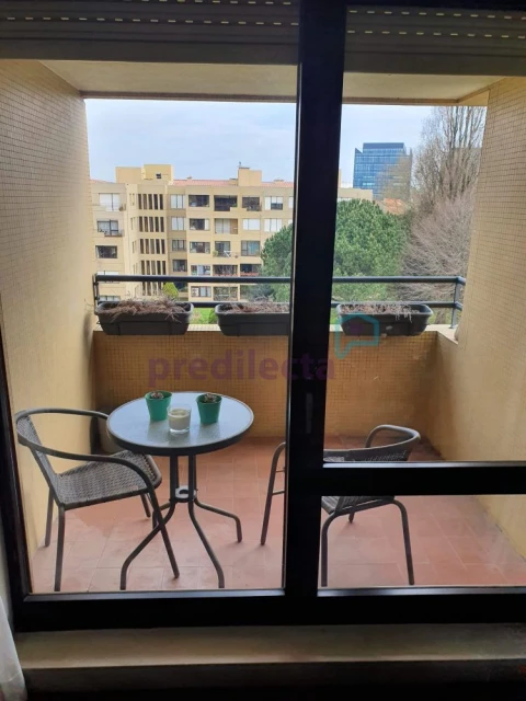 Apartamento T3 para Venda em Lordelo do Ouro e Massarelos