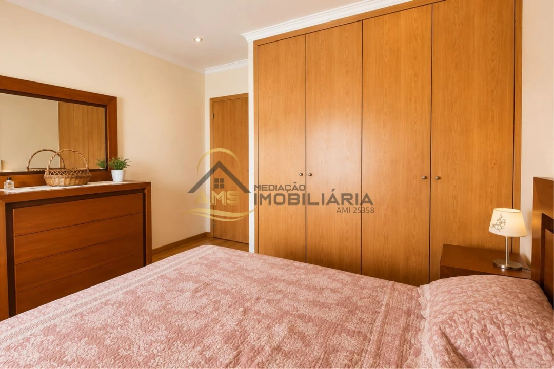 Moradia T3 para Venda em Travassos Foto 20