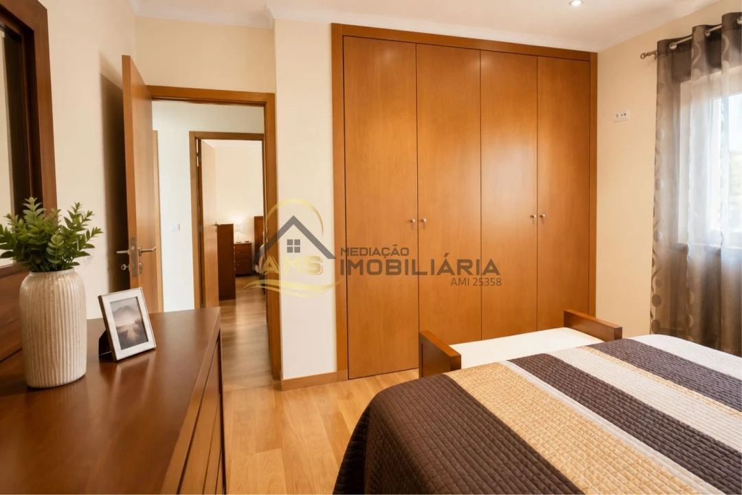 Moradia T3 para Venda em Travassos Foto 26