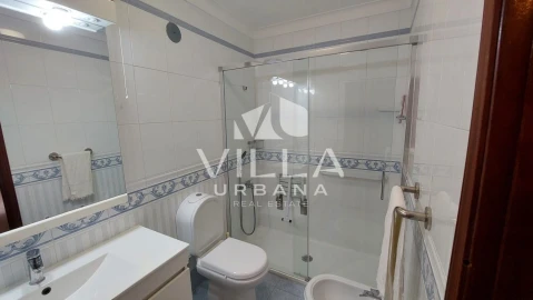 Apartamento T1 para Venda em Corroios