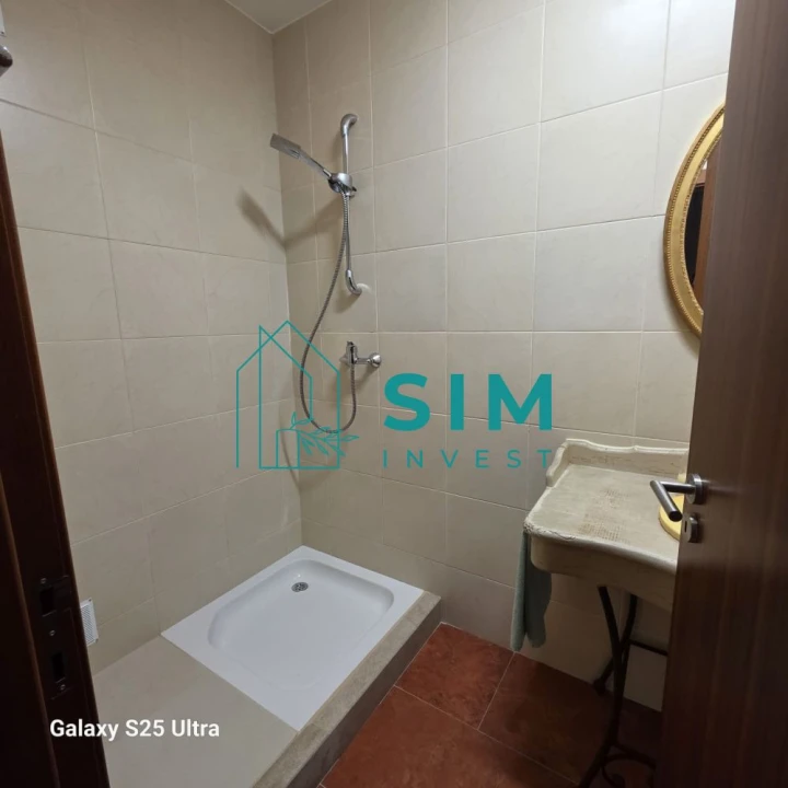 Apartamento T2 para Venda em Santa Barbara de Nexe Foto 16