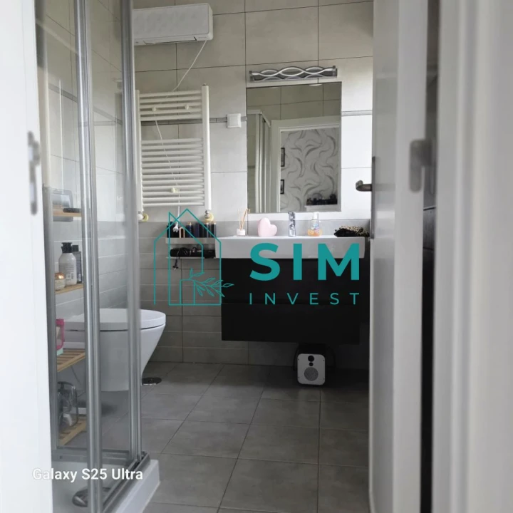 Apartamento T2 para Venda em Santa Barbara de Nexe Foto 11