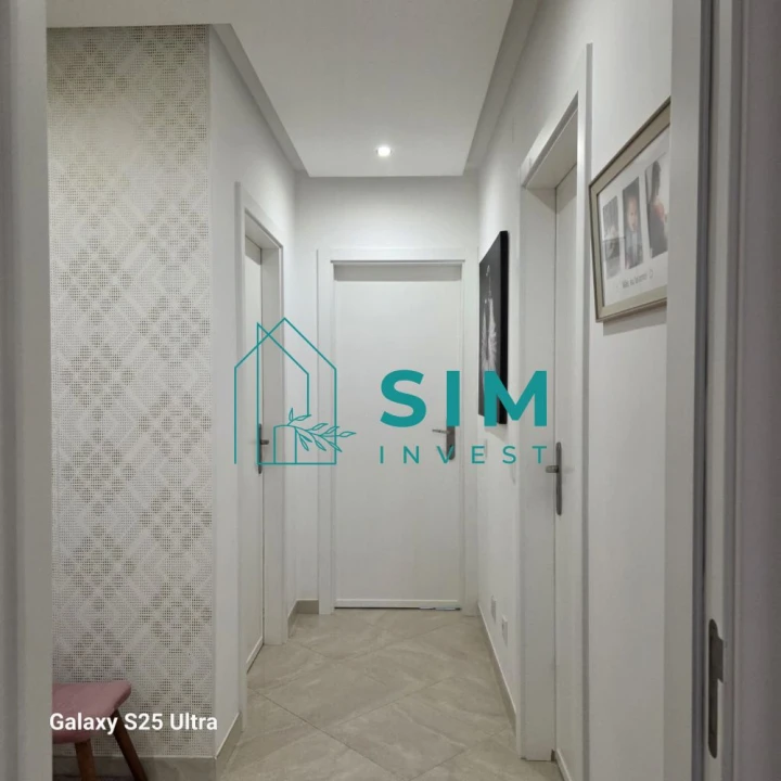 Apartamento T2 para Venda em Santa Barbara de Nexe Foto 12