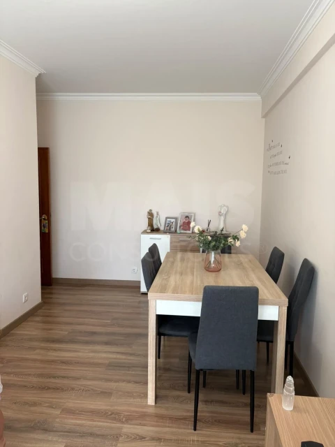 Apartamento T2 para Venda em Póvoa de Santa Iria e Forte da Casa