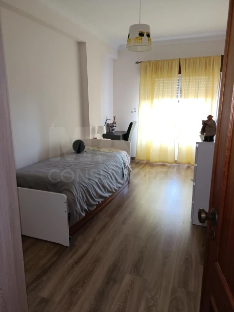 Apartamento T2 para Venda em Póvoa de Santa Iria e Forte da Casa