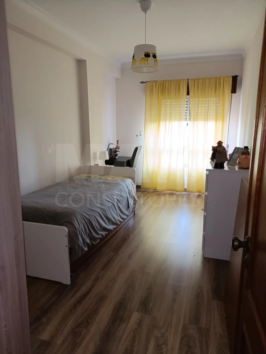 Apartamento T2 para Venda em Póvoa de Santa Iria e Forte da Casa Foto 10