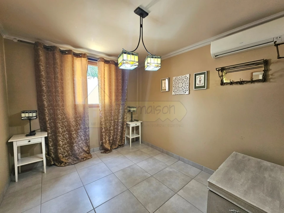 Moradia T2 para Venda em Almancil Foto 14