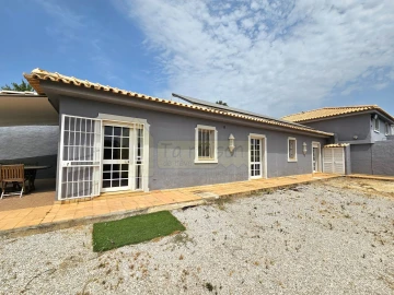 Moradia T2 para Venda em Almancil