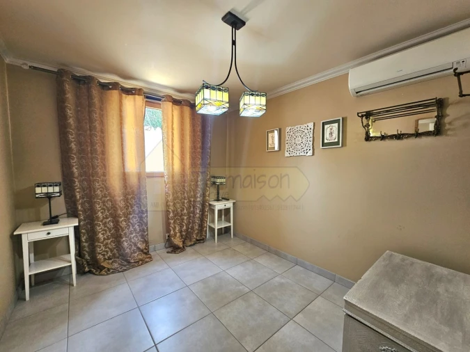 Moradia T2 para Venda em Almancil Foto 14