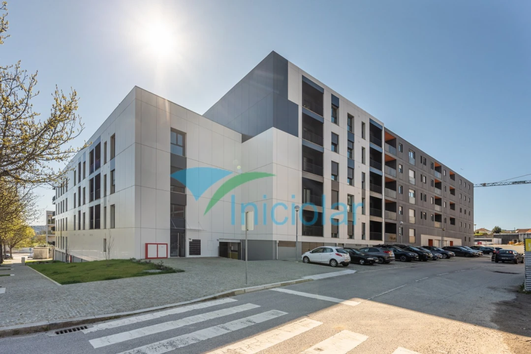 Apartamento T1 para Venda em Cidade da Maia Foto 13