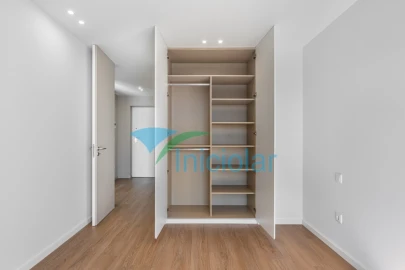 Apartamento T1 para Venda em Cidade da Maia
