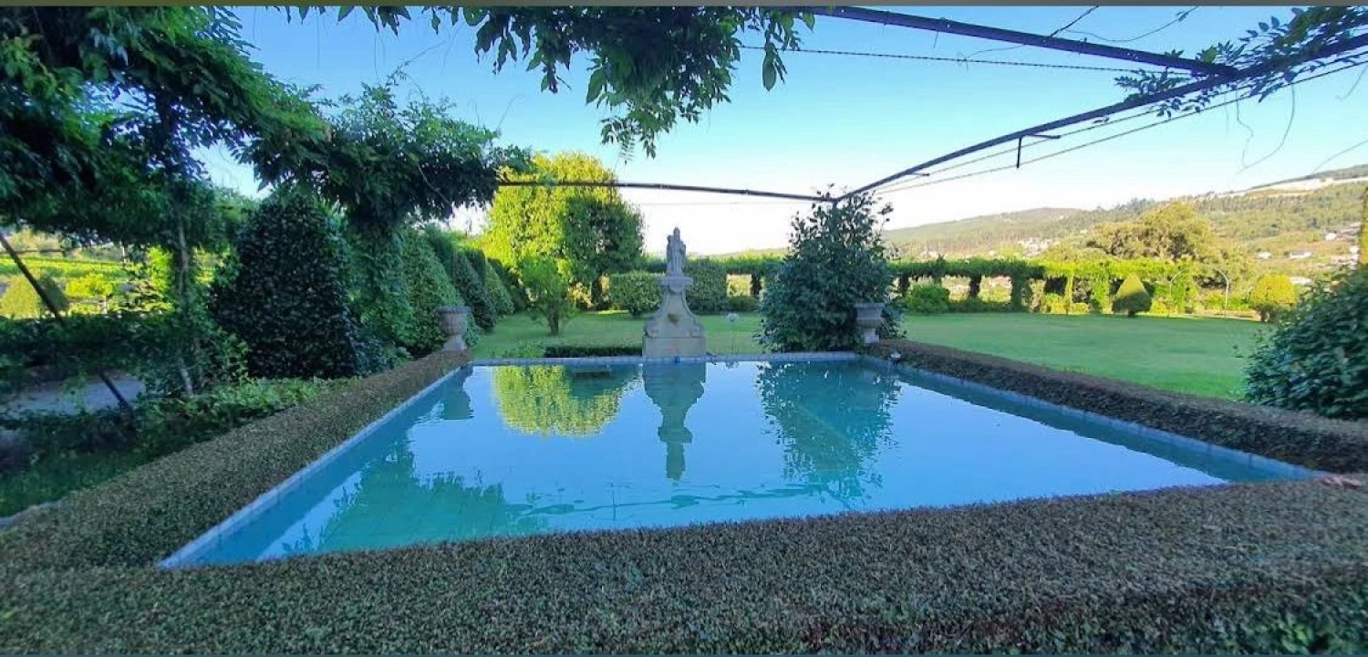 Moradia T13 para Venda em Santo Emilião Foto 12