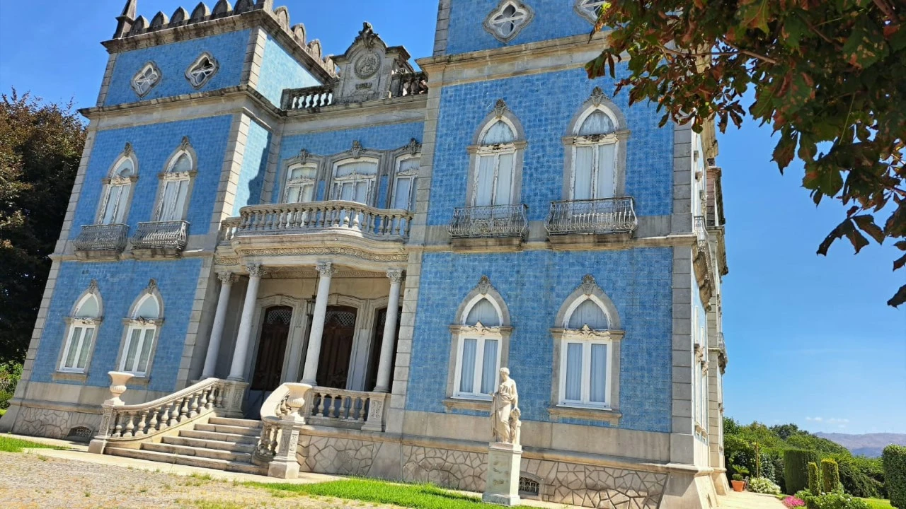 Moradia T13 para Venda em Santo Emilião Foto 2