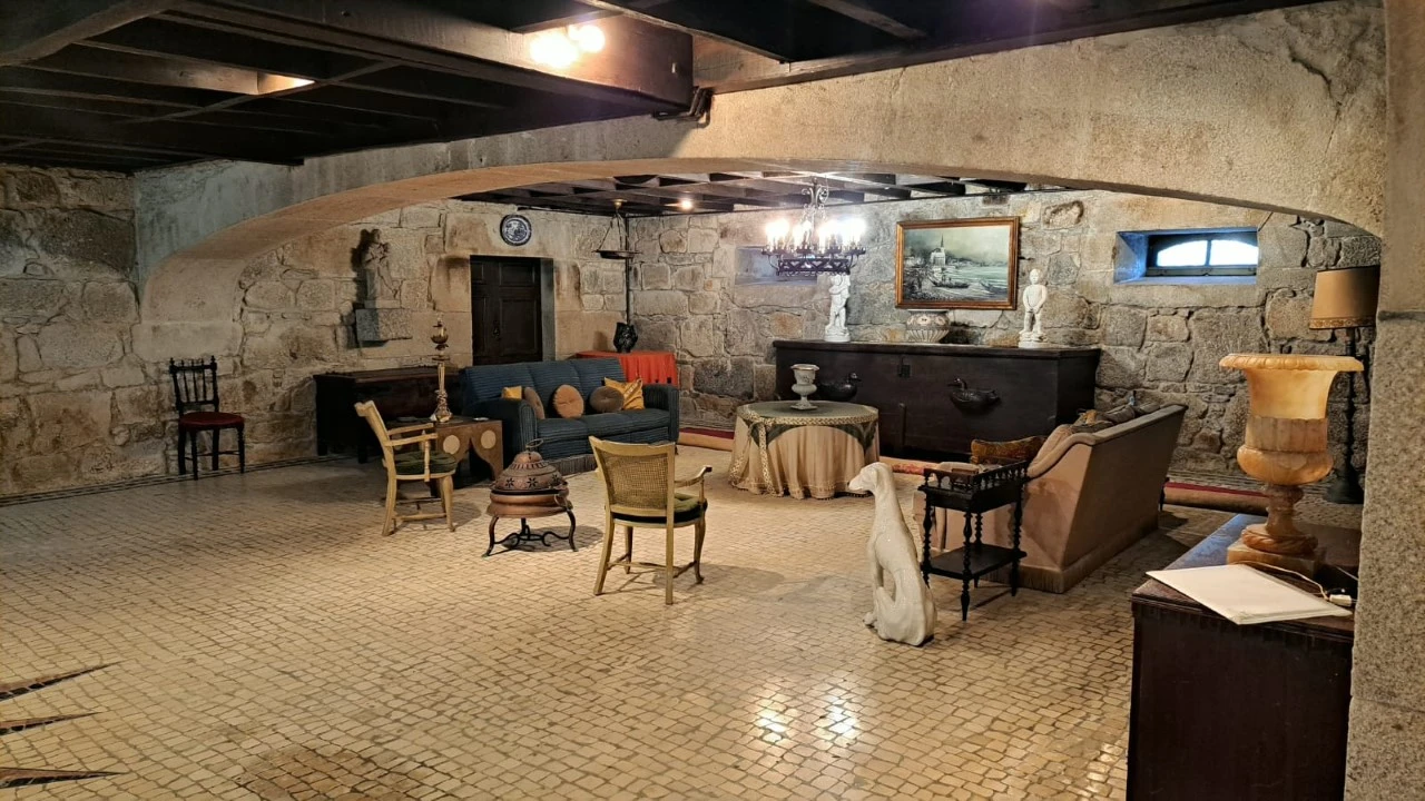 Moradia T13 para Venda em Santo Emilião Foto 27