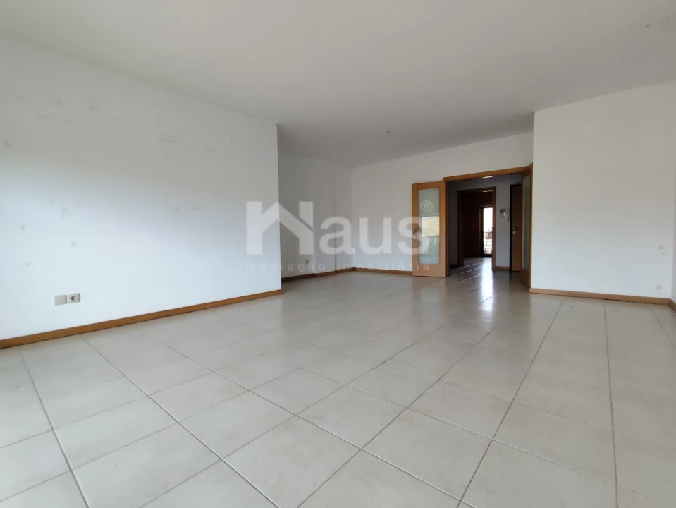 Apartamento T3 para Venda em Pinhal Novo Foto 2