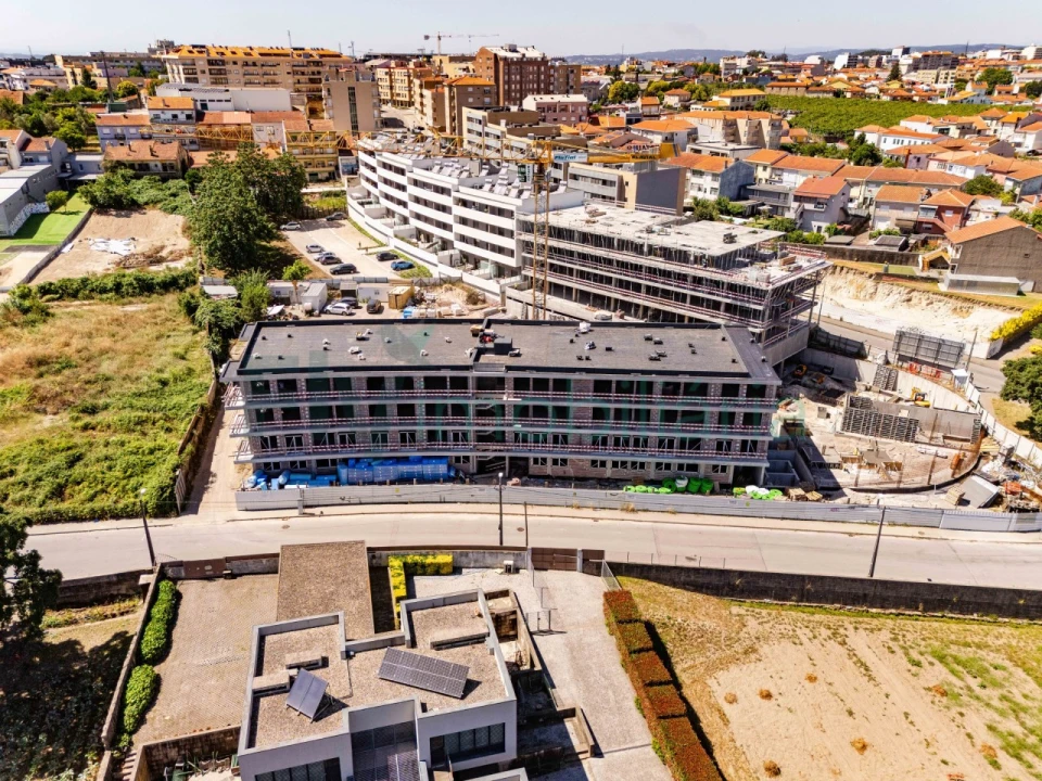 Apartamento T1 para Venda em Rio Tinto Foto 1