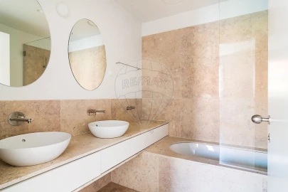 Apartamento T3 para Venda em Santo António