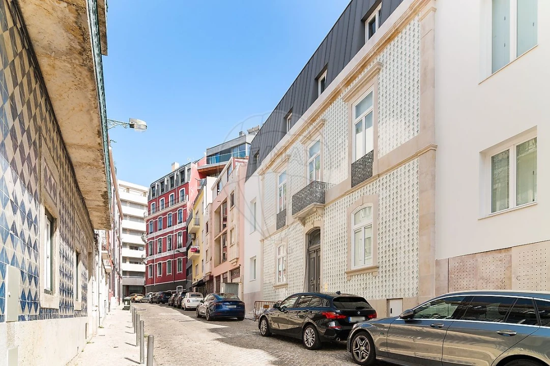 Apartamento T3 para Venda em Santo António Foto 40