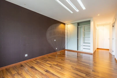 Apartamento T3 para Venda em Marvila, Ribeira Santarém, São Salvador, São Nicolau