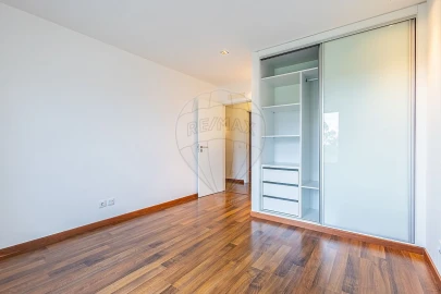 Apartamento T3 para Venda em Marvila, Ribeira Santarém, São Salvador, São Nicolau