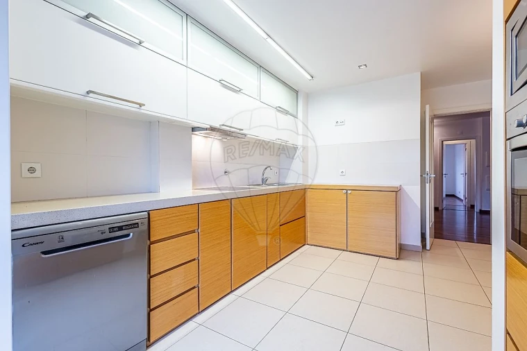 Apartamento T3 para Venda em Marvila, Ribeira Santarém, São Salvador, São Nicolau Foto 8