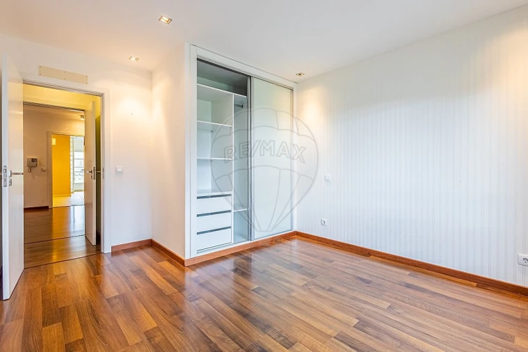 Apartamento T3 para Venda em Marvila, Ribeira Santarém, São Salvador, São Nicolau Foto 4
